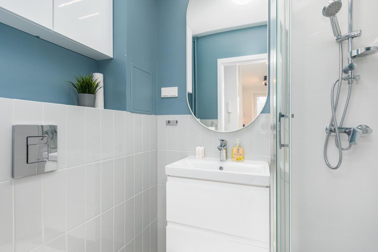 Pl. Dabrowskiego 12 By Homeprime Warsaw Exterior photo