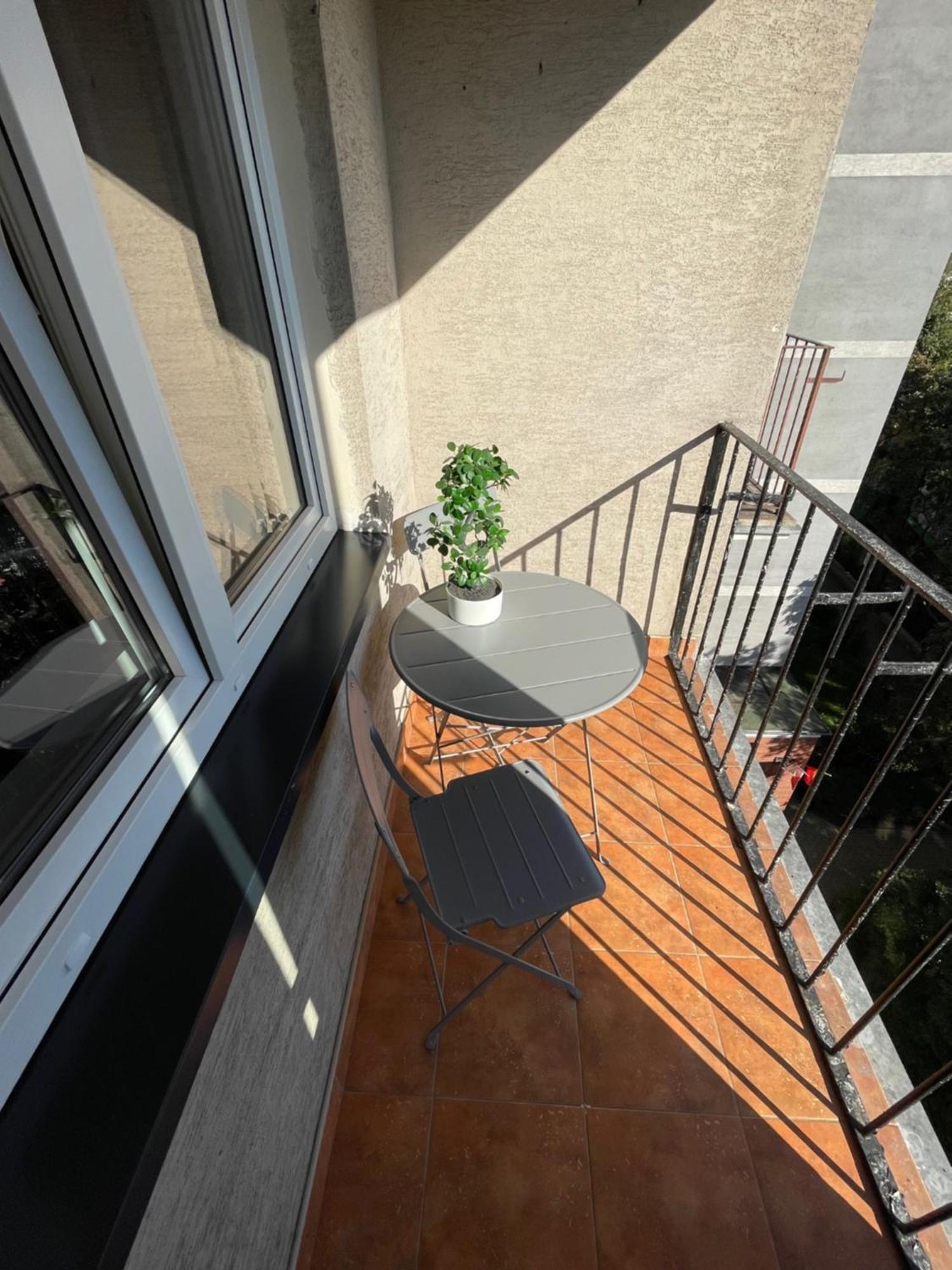 Pl. Dabrowskiego 12 By Homeprime Warsaw Exterior photo